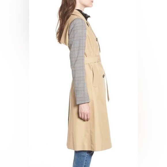 MURAL | NWT Nordstrom Double-Breasted Tan and Gray Plaid Belted Trench Coat - Picture 2 of 14